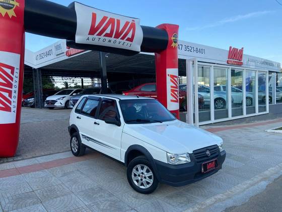 FIAT UNO 1.0 MPI MILLE WAY ECONOMY 8V FLEX 4P MANUAL FIAT UNO 1.0 MPI MILLE WAY ECONOMY 8V FLEX 4P MANUAL